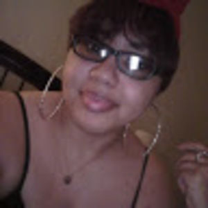 Meet your Posher, Desiree